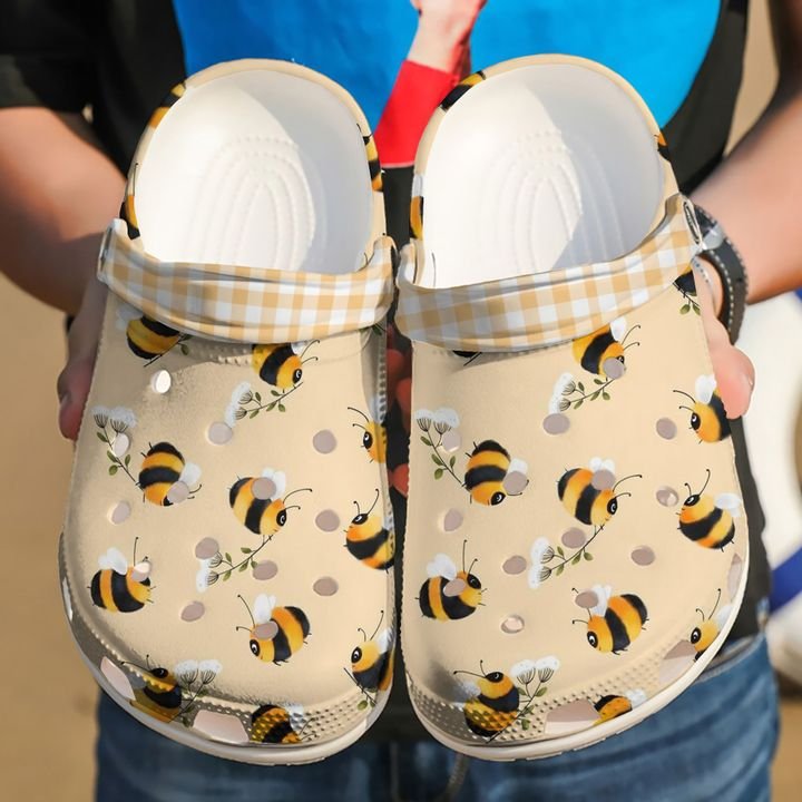 Bee Cute Crocs Clog Shoes 7 Bee Cute Crocs Clog Shoes