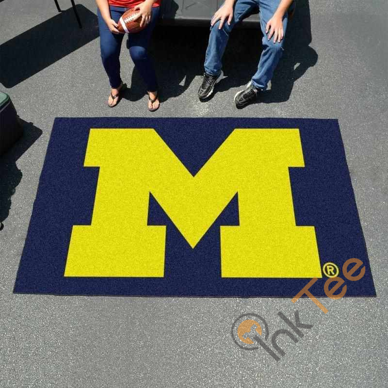 Michigan Wolverines Area Rug 2 Michigan Wolverines Area Rug